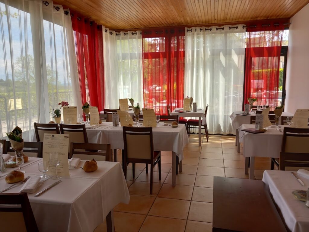 Restaurant AUBERGE DAUPHINOISE à Bonnefamille, France