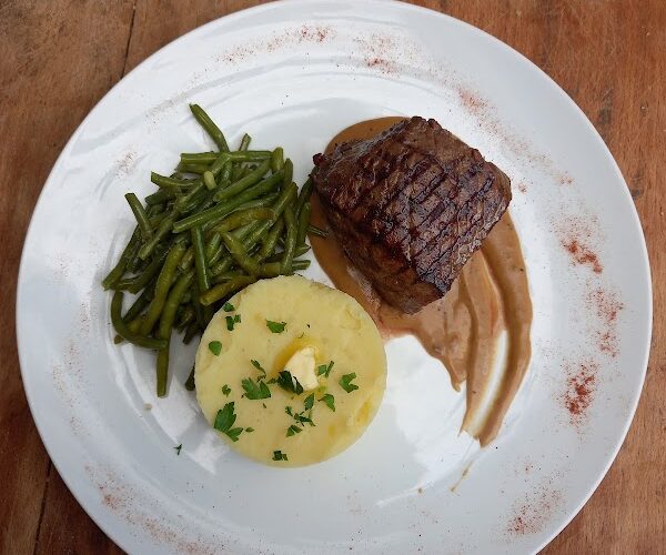 Restaurant Auberge De La Fontaine à Lognes, France