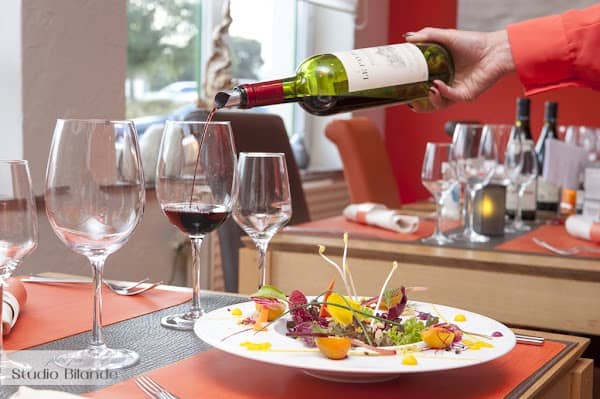 Restaurant Auberge des 4 bras devient Au Bonheur à 4 Mains à Vencimont (octobre) à philippeville, Belgique