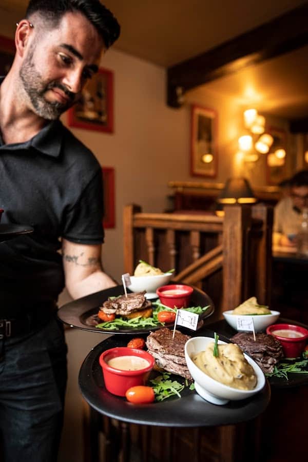 Restaurant Auberge des 7 Plats à Le Mans, France