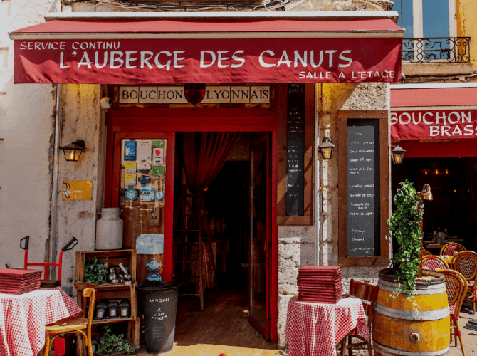 Restaurant Auberge des canuts – Bouchon Lyonnais à Lyon, France