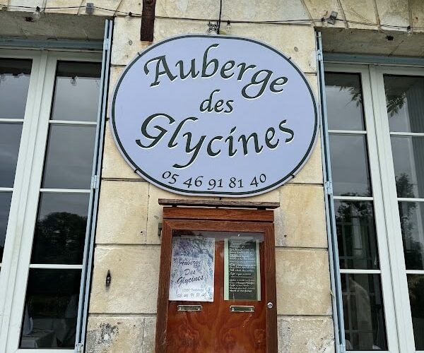 Restaurant Auberge des Glycines à Taillebourg, France