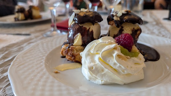 Restaurant Auberge des Glycines à Taillebourg, France