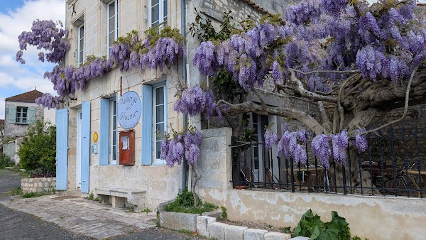 Restaurant Auberge des Glycines à Taillebourg, France