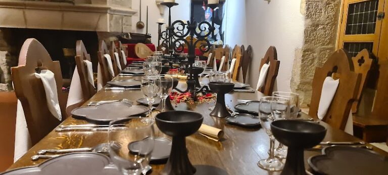 Restaurant Auberge du Prieuré à Amboise, France — photo 1