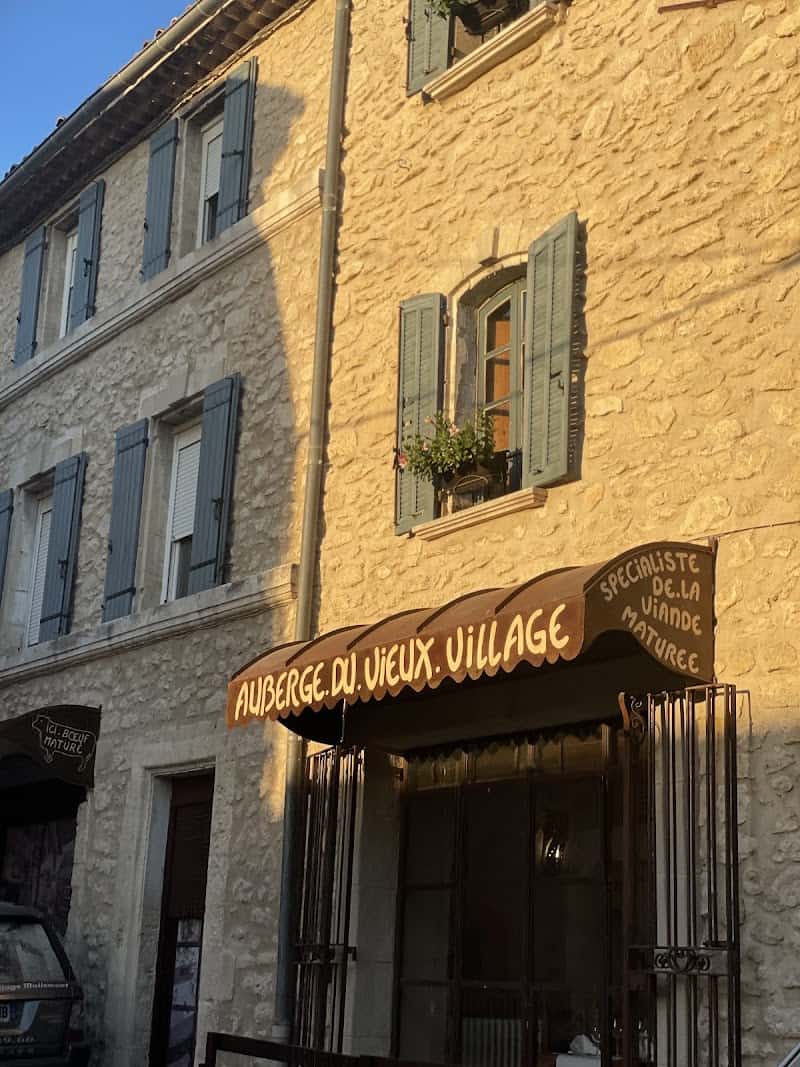 Restaurant Auberge du Vieux Village à Mallemort, France