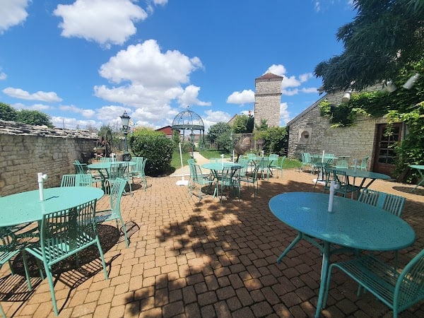 Restaurant Auberge La Beursaudière à Nitry, France