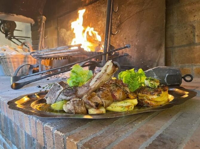 Restaurant Auberge Provençale à Valbonne, France