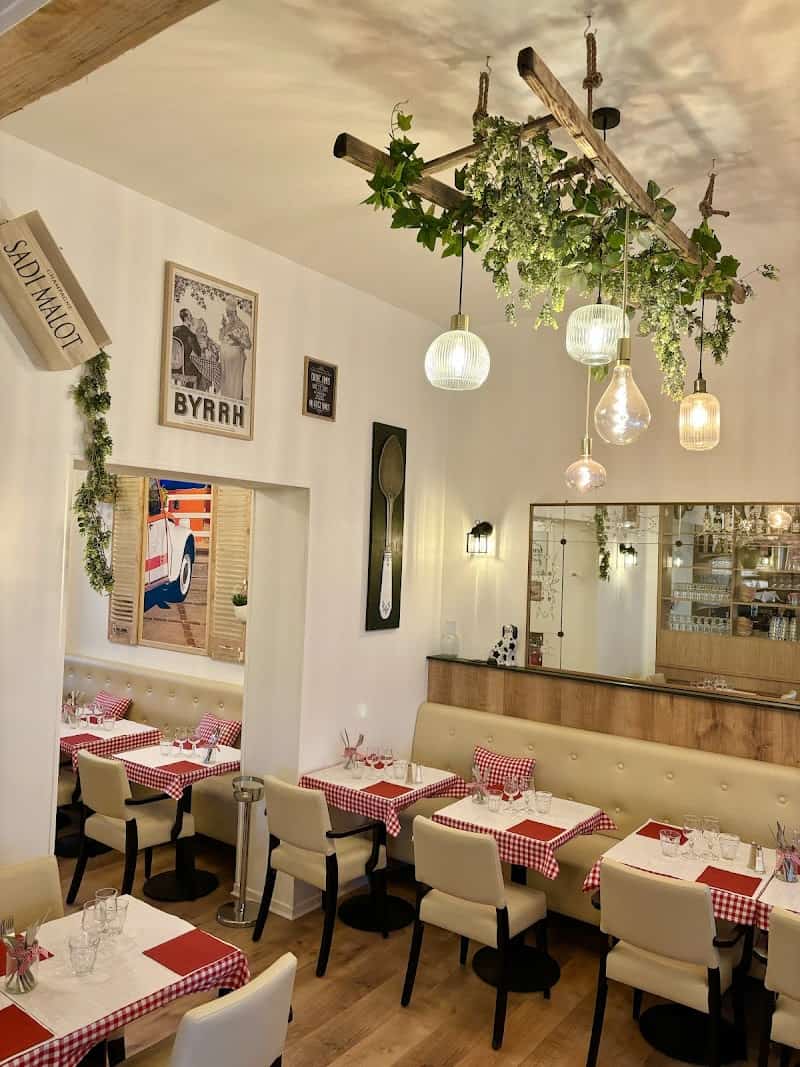 AUTHENTIC restaurant à Houlgate, France