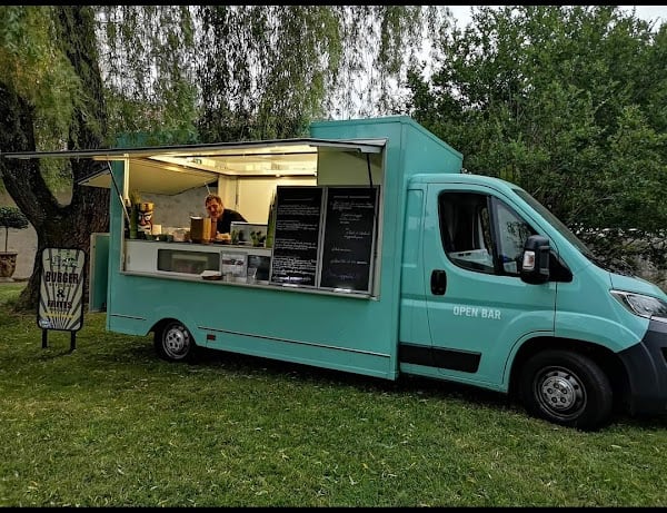 Restaurant Authentique Food Truck à Créon, France