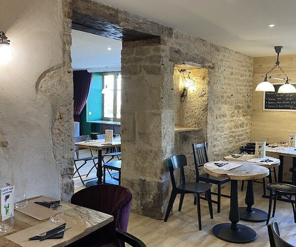 Restaurant Autour du feu 21 à Saint-Marc-sur-Seine, France