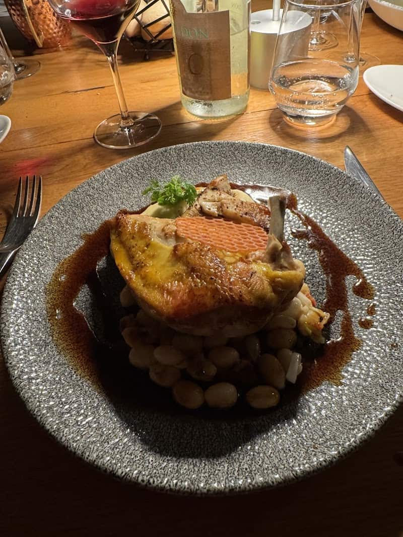 Restaurant Aux _ _ Armes de France à Corbeil-Essonnes, France