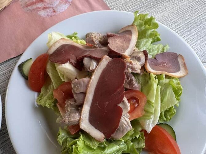 Restaurant Aux Berges de la Biesme à Sainte-Menehould, France