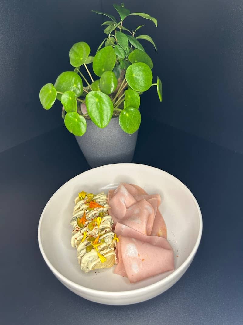 Restaurant Aux Berges du Bonheur Conflans-sainte-Honorine à Conflans-Sainte-Honorine, France