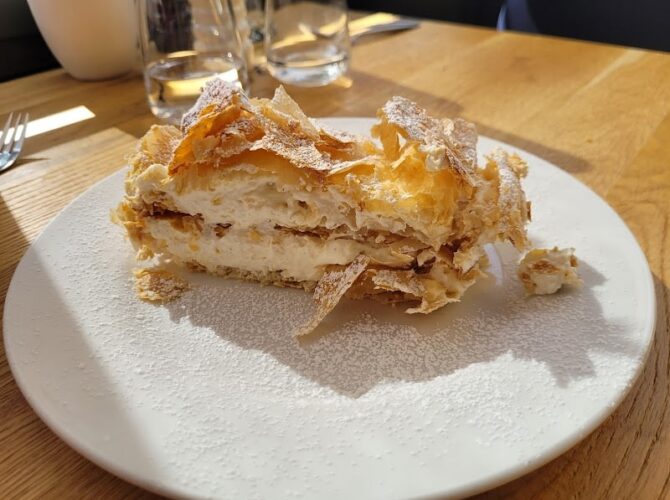 Restaurant Aux Berges du Bonheur Conflans-sainte-Honorine à Conflans-Sainte-Honorine, France