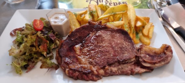 Restaurant Aux Cèpes enchantés à Bergerac, France