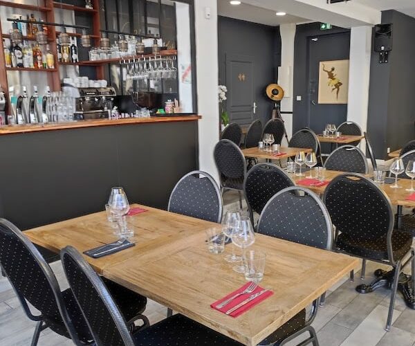 Restaurant Aux Deux Amours à Saint-Nazaire, France