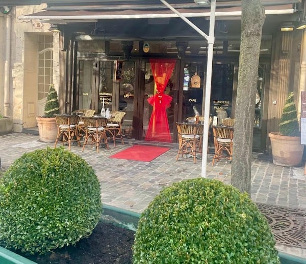 Restaurant Aux Grognards à Fontainebleau, France