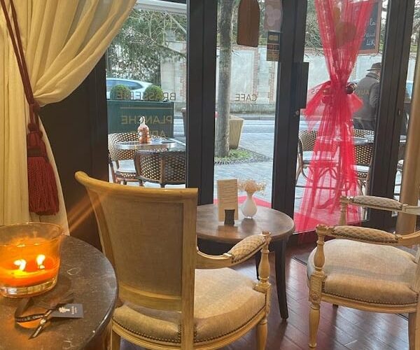 Restaurant Aux Grognards à Fontainebleau, France