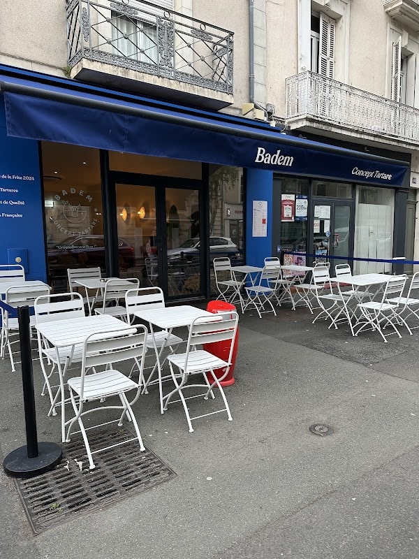 Restaurant BADEM concept tartare à Angers, France
