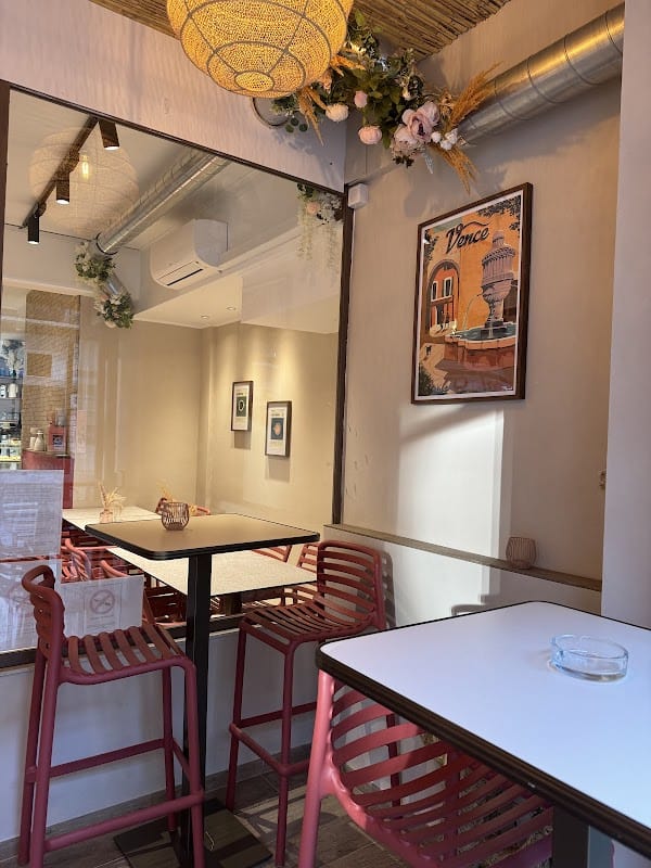 Restaurant Baïeta Café à Vence, France