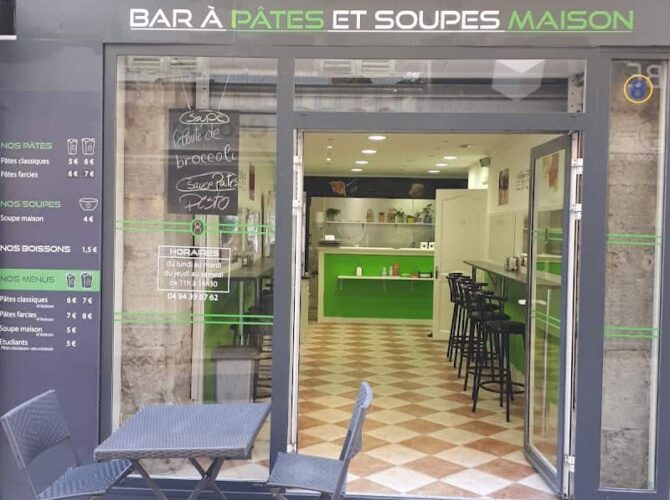 Restaurant Bar à Pâtes et Soupes Maison à Draguignan, France