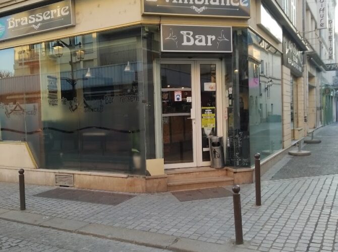 Restaurant Bar Brasserie L’ AMBIANCE à Mantes-la-Jolie, France