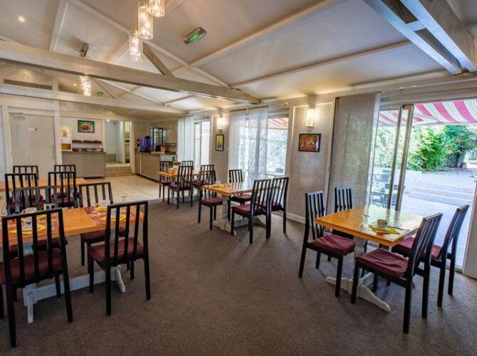 Bar Brasserie Restaurant L’Atalante à Châteauroux, France