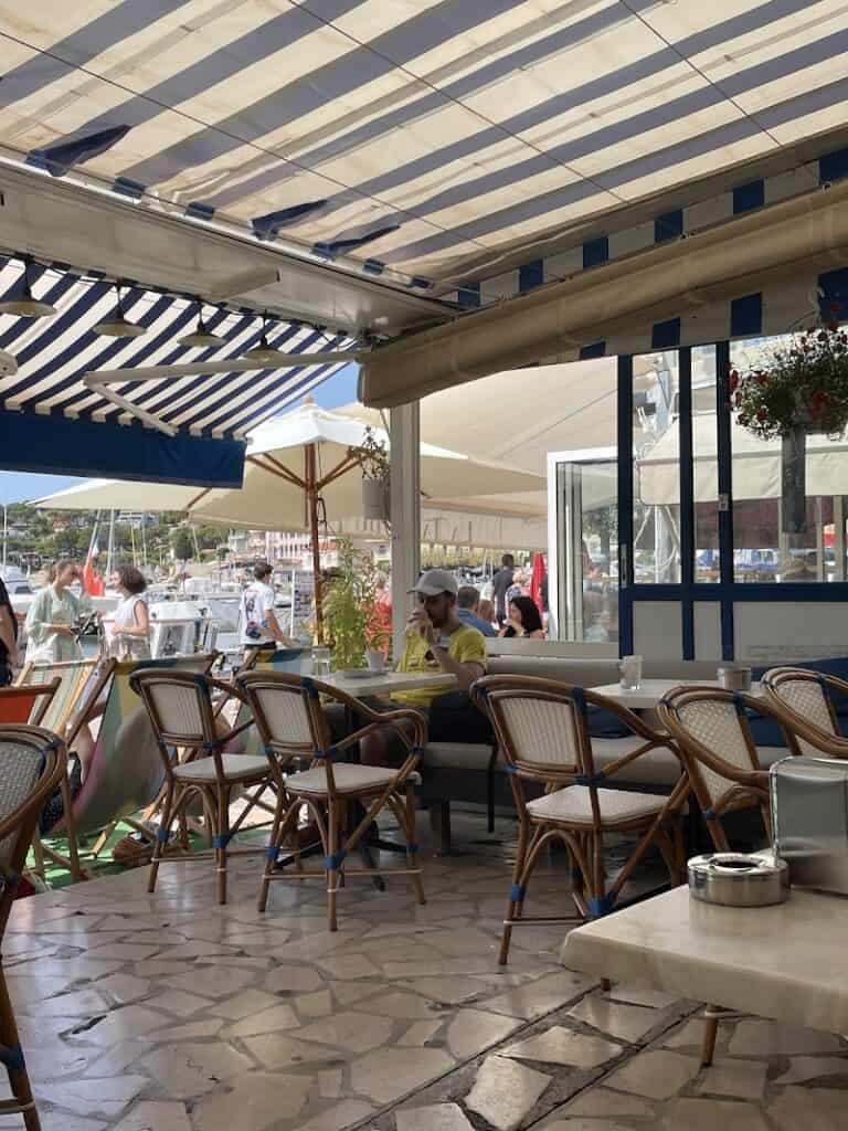 Restaurant Bar De La Marine à Cassis, France — photo 1