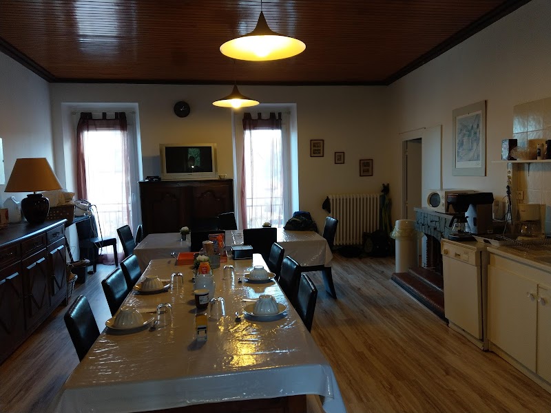 Bar Restaurant de la mairie à Livinhac-le-Haut, France