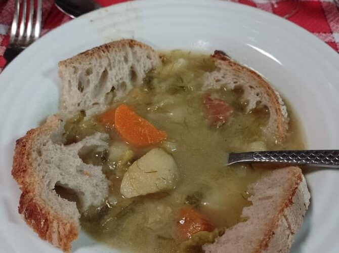 Bar restaurant le musée à Aubin, France