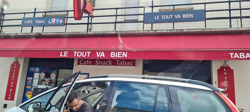 Bar Tabac Loto Restaurant Le Tout Va Bien à Castelsarrasin, France