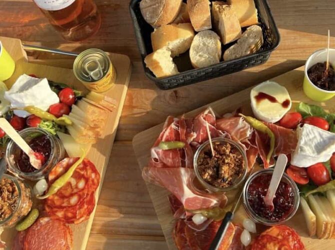 Restaurant Bar tapas concert barcellona à Soulac-sur-Mer, France