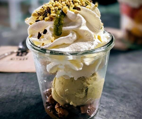 Restaurant Bars à glaces La Fabrique Givrée à Aubenas, France