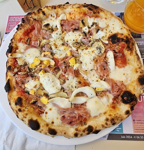 Restaurant Basilico Pizzeria à Mâcon, France