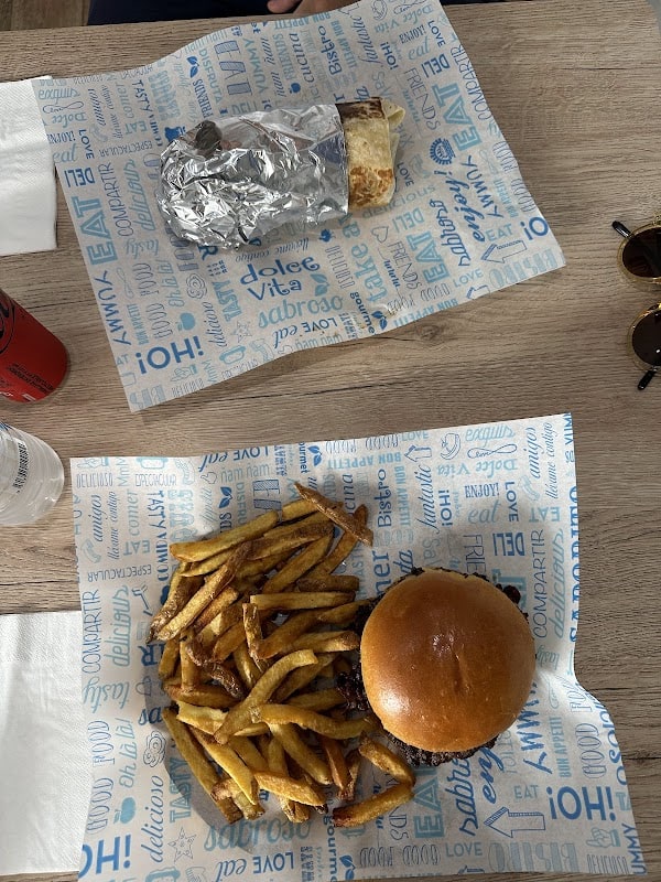 Restaurant BASTA BASTA à Calvi, France