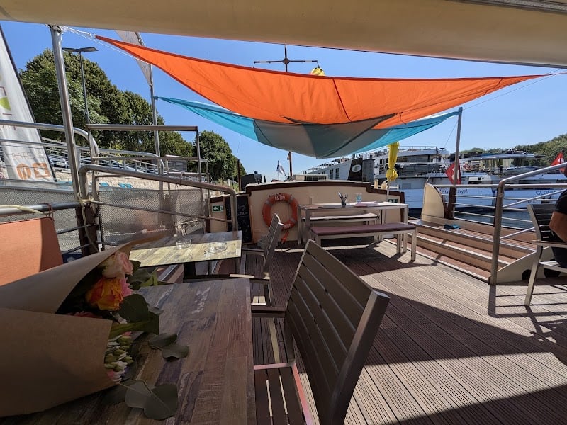 Restaurant Bateau Chocolaté à Conflans-Sainte-Honorine, France