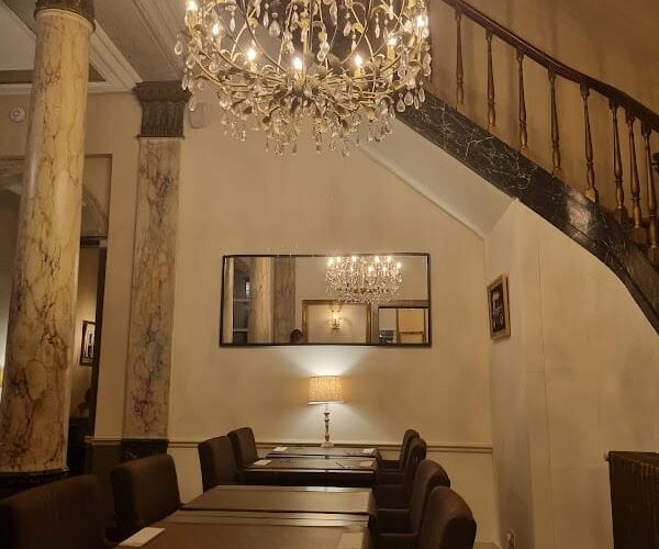 beirut plaza restaurant à Wavre, Belgique