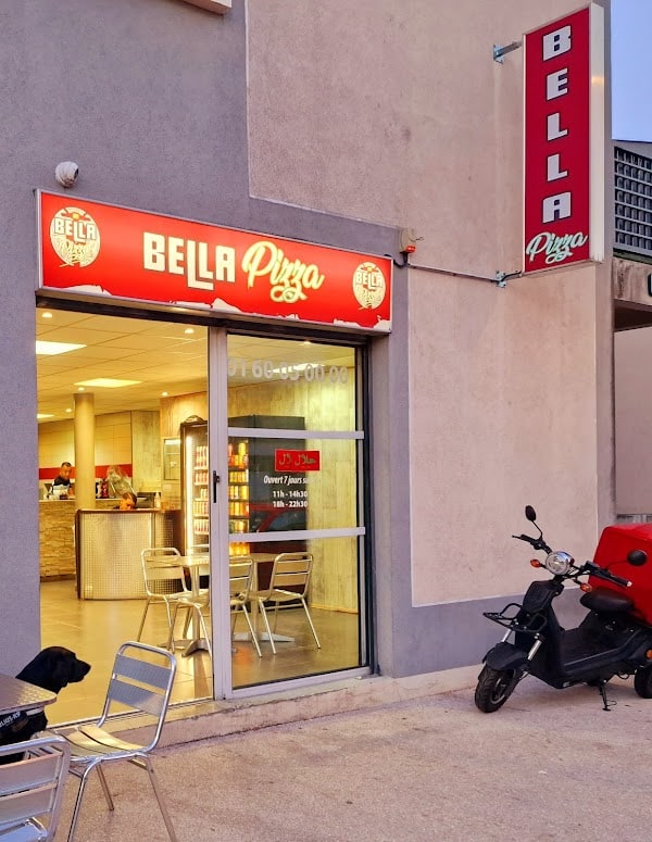 Restaurant Bella Pizza à Lognes, France
