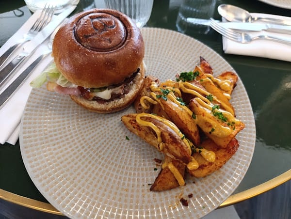 Restaurant Bistro Yonnais La Roche-sur-Yon à La Roche-sur-Yon, France