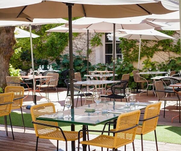 Restaurant BISTROT DES GRANDS CRUS à Chablis, France