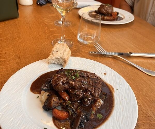 Restaurant BISTROT DES GRANDS CRUS à Chablis, France