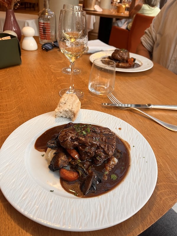 Restaurant BISTROT DES GRANDS CRUS à Chablis, France