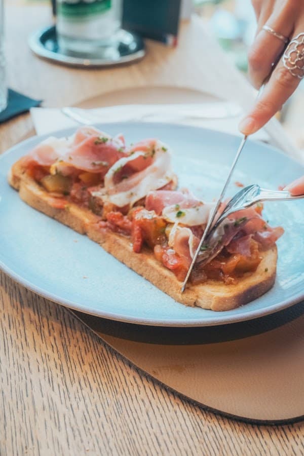 Restaurant Bistrot Louise à Orly, France