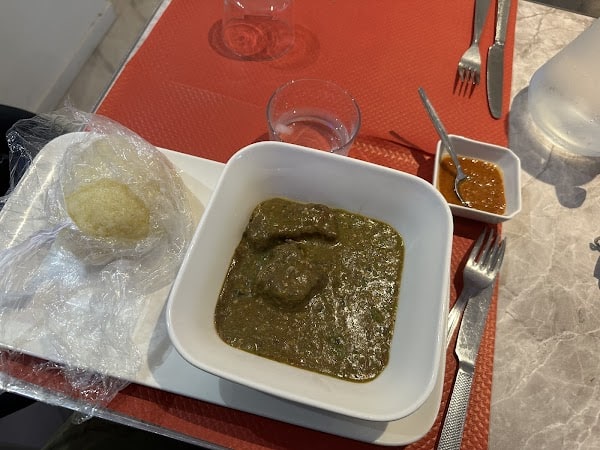 Black&White chez Eva (restaurant africain) à Dax, France