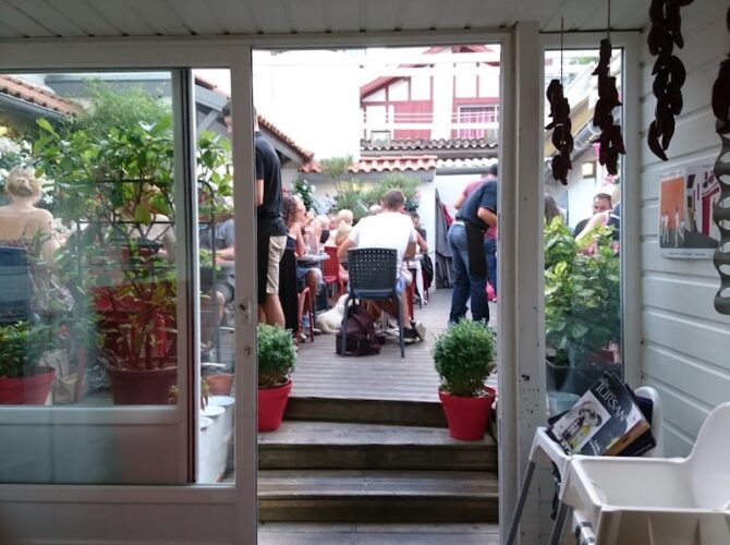 Restaurant Bodéga La Plancha à Saint-Jean-de-Luz, France