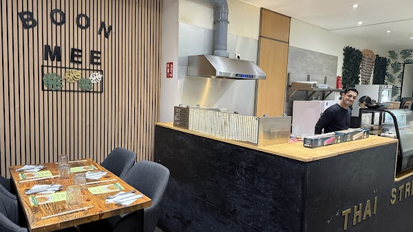 Restaurant Boon mee à Givet, France