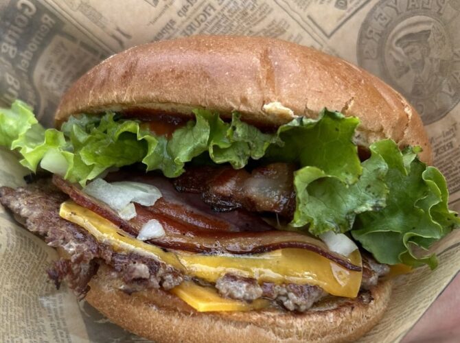 Restaurant Bouc N’ Burger à Bouc-Bel-Air, France