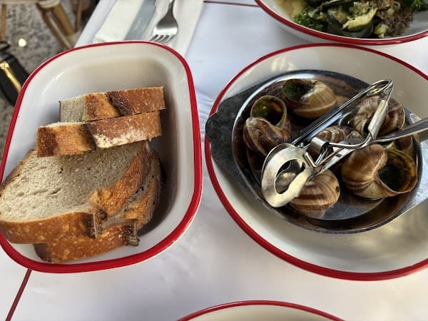 Restaurant Bouillon Pigalle à Paris, France