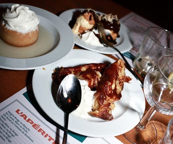 Restaurant Bouillon Poupoule à Bègles, France